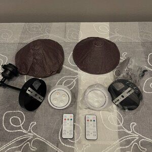 2-piece wall lights that come with controllers